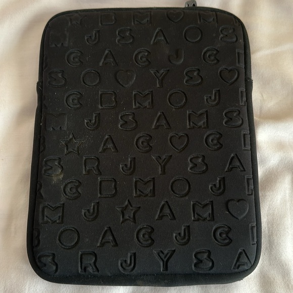 Marc By Marc Jacobs tablet case - Picture 2 of 3
